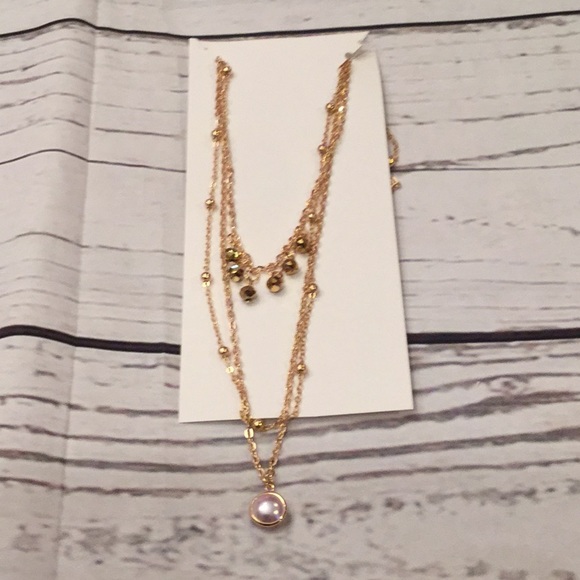 NWT gold layered pearl necklace, layered. - Picture 2 of 3